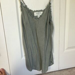 Anthropologie  cloth and Stone 
Green Ruffled Camisole Top xs. NWOT